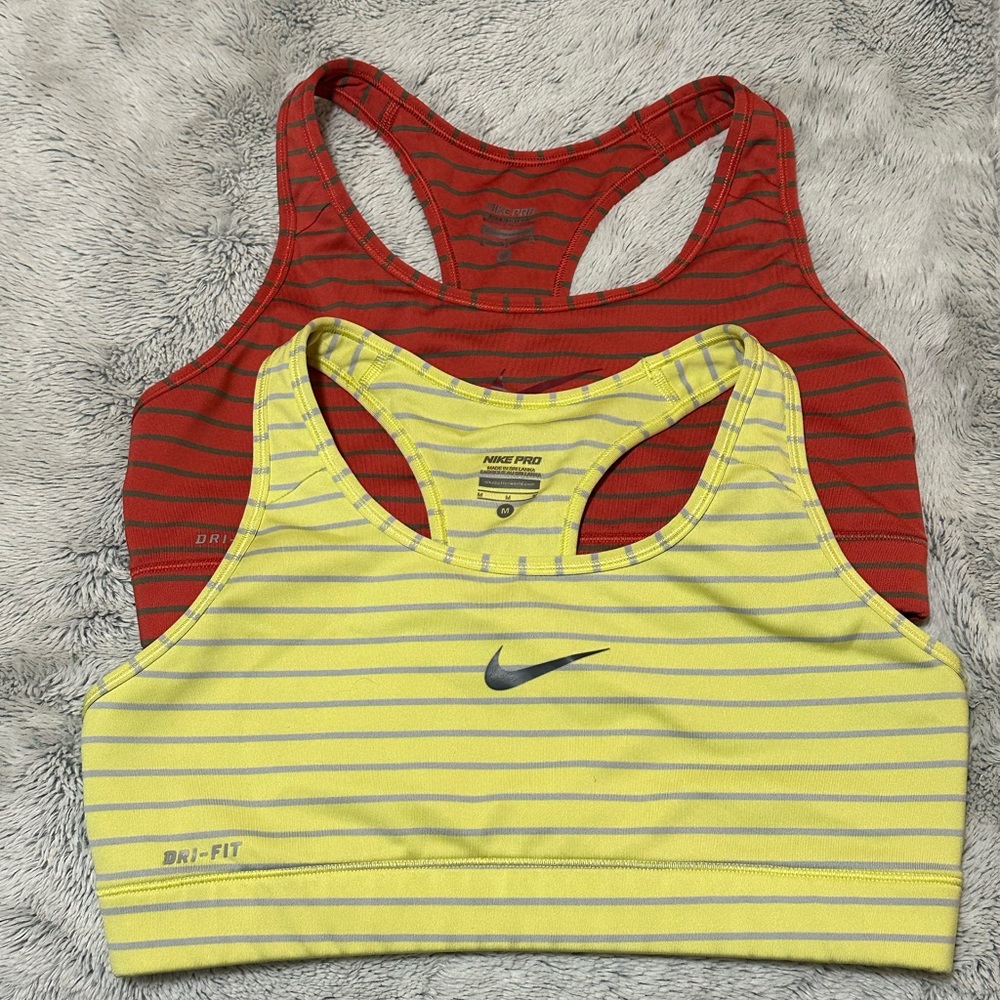 Women’s Nike Dri-Fit sport bra lot
